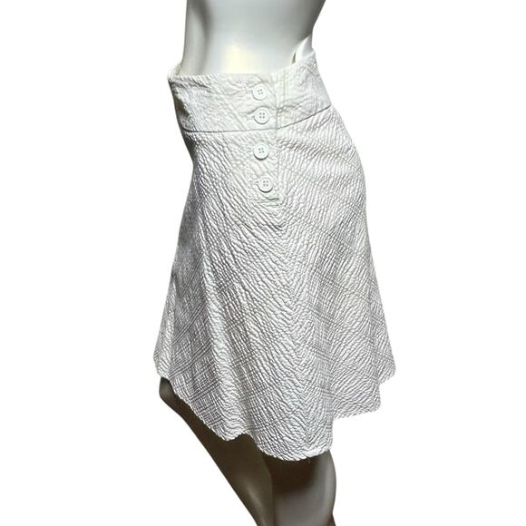 Ann Taylor 4P White Quilted Side Button Skirt with Green & Yellow Stripes - Picture 8 of 8